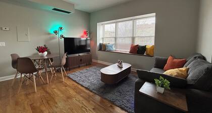 Ravenswood Loft - Peaceful 2-bedroom apartment in vibrant Chicago