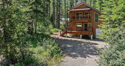 Beautiful home in Essex jut 30 minutes from both East Glacier and West Glacier.