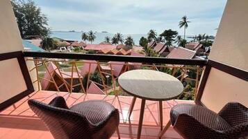 Superior Twin Room, Balcony, Garden View | Garden view