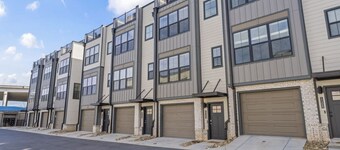 Riverview Retreat: Neyland Stadium – 3BR/2.5BA
