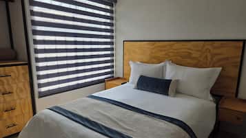 Iron/ironing board, free WiFi