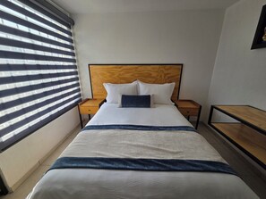 Tabla de planchar con plancha y wifi gratis 