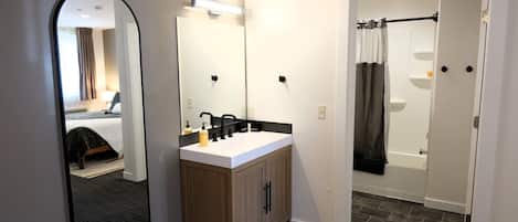 2 Schlafzimmer, WLAN, BettwÀsche