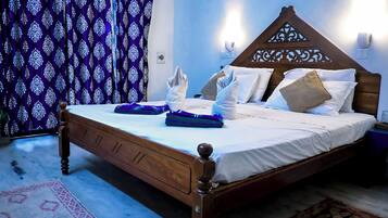 Phòng Deluxe, quang cảnh vườn | Bàn, khu vực làm việc phù hợp cho laptop