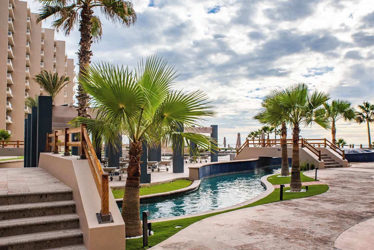 6 utendørsbassenger