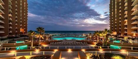 6 piscines extérieures