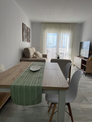 Interior - Apartment Marea on the beachfront in La Barrosa with sea views (Chiclana de la Frontera)