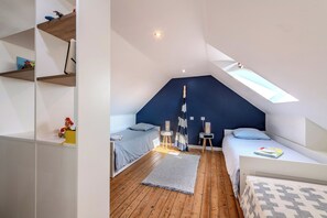 Strykejern/-brett, wi-fi og sengetøy