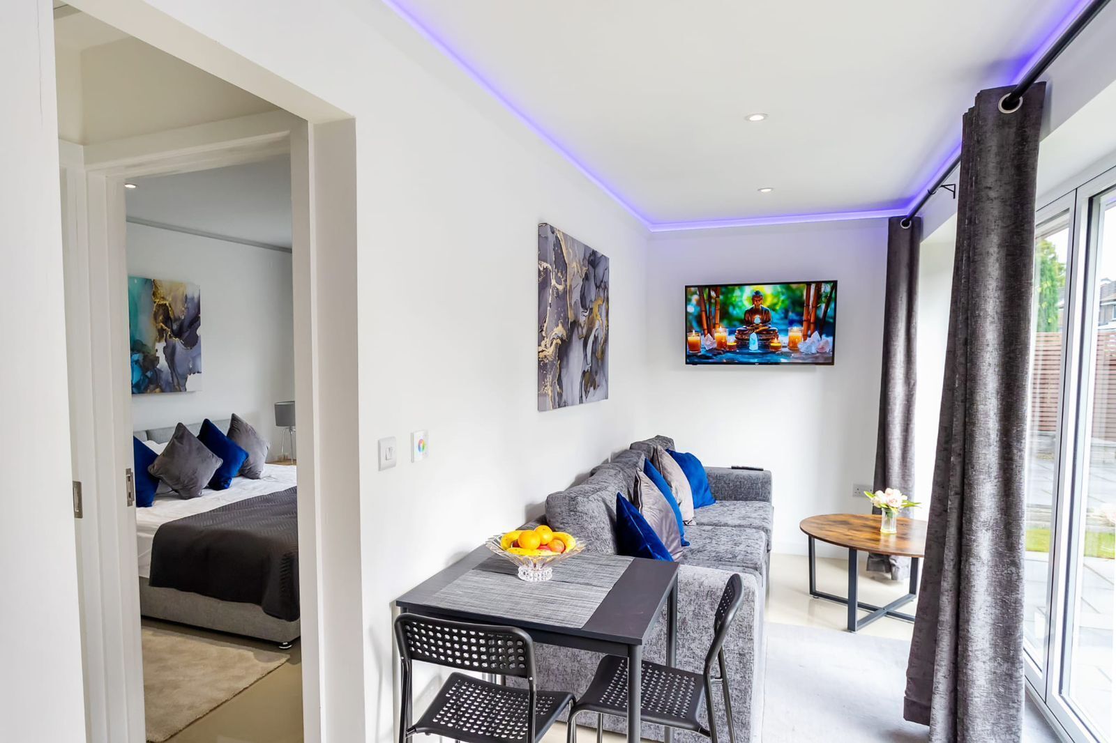 Iron/ironing board, free WiFi, bed sheets