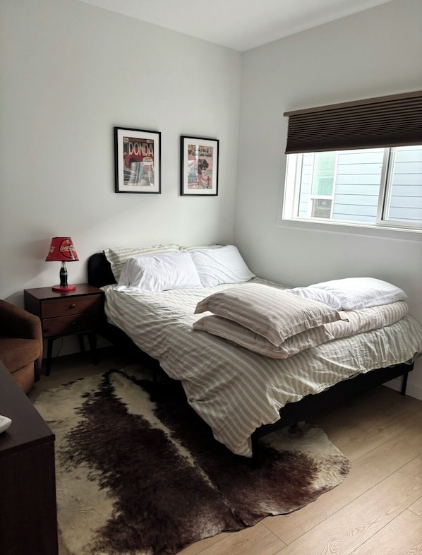 1 bedroom, WiFi, bed sheets - Cozy Home in Lake Country (Kelowna)