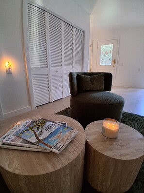 Interior - Tropical Backyard Oasis near Indian Rocks Beach with tons of extras. (Largo)