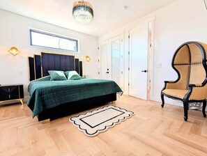 4 Schlafzimmer, Bügeleisen/Bügelbrett, WLAN, Bettwäsche