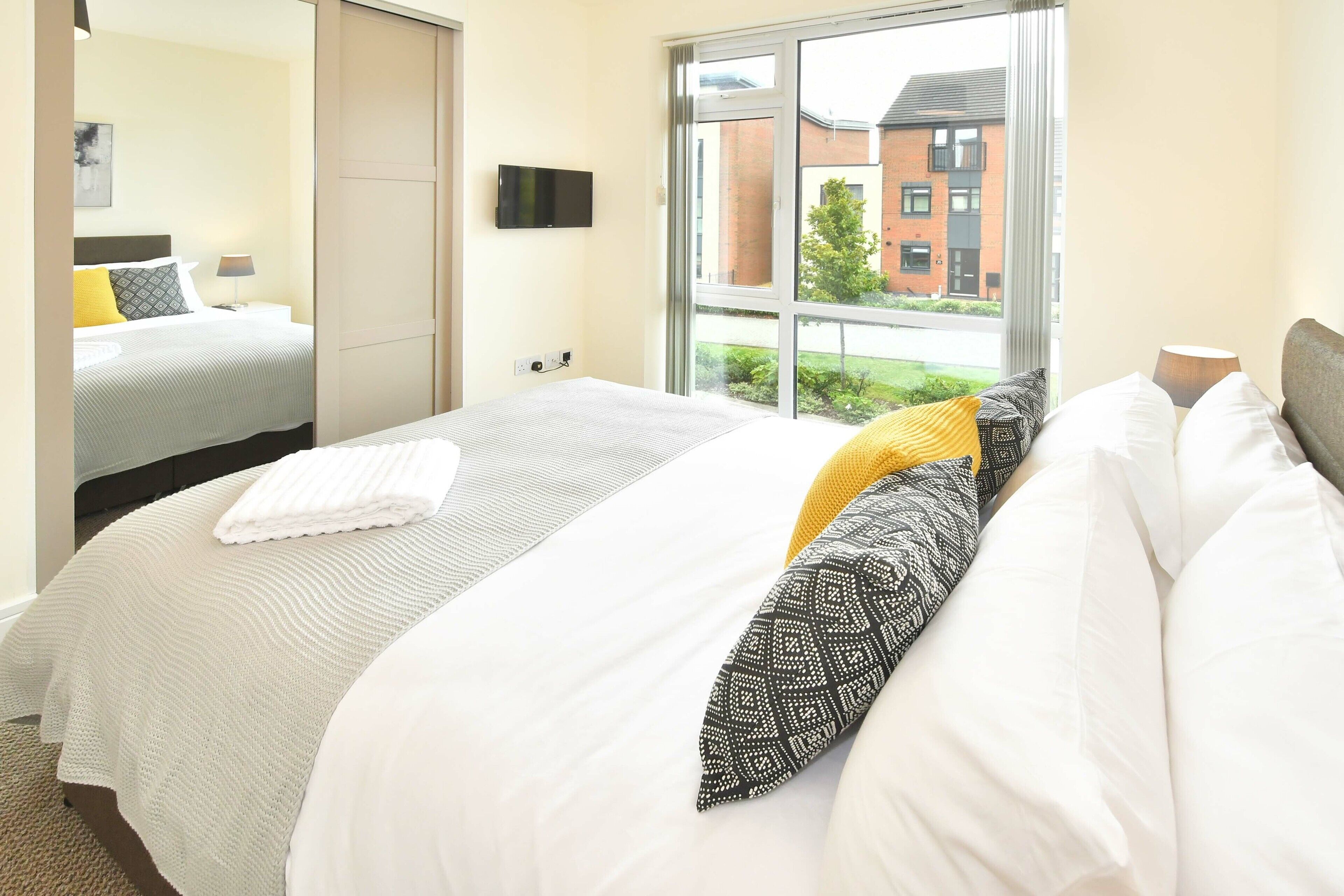 3 bedrooms, iron/ironing board, Internet, bed sheets