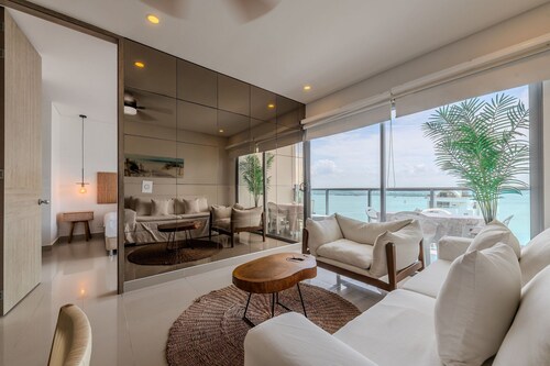 Luxurious 1 Bedroom Apt 19th Floor - Infinitum