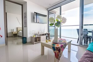 2 bedrooms, bed sheets - Morros City - Spectacular Ocean View Apt, 8th Floor (Cartagena)