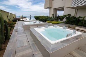 Terrace/patio - H2 Luxury 1 Bd Apt, 23rd Floor. Complementary maid (Cartagena)