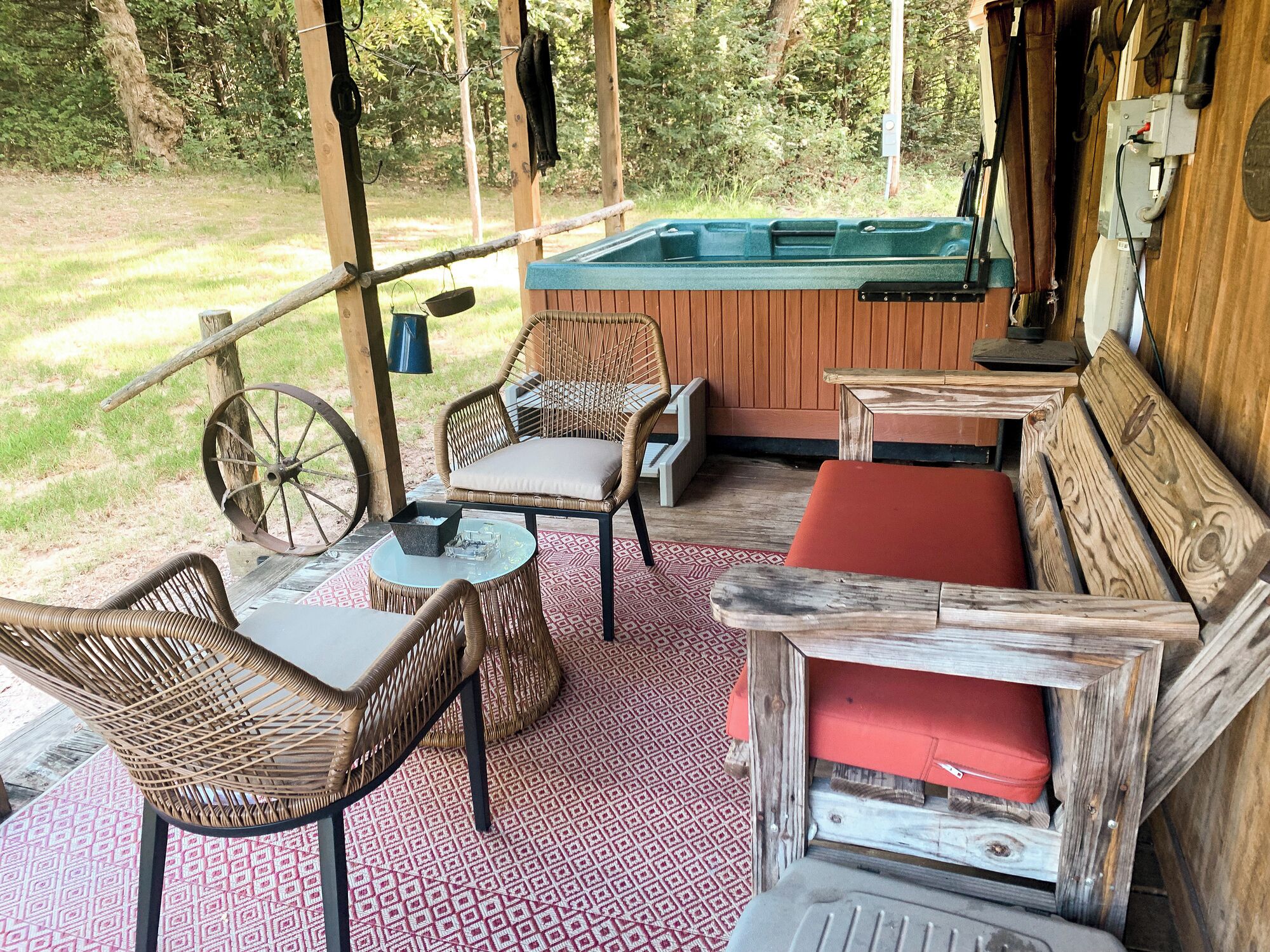 Bain à remous extérieur