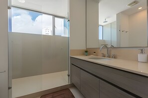 Hair dryer, towels - Luxurious 2-bedroom apartment on the 30th floor (Cartagena)