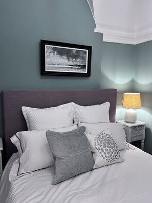 Bügeleisen/Bügelbrett, WLAN, Bettwäsche