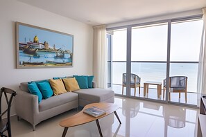 TV - Beautiful 2 Bedroom Apt on the 11th Floor-Morros City (Cartagena)