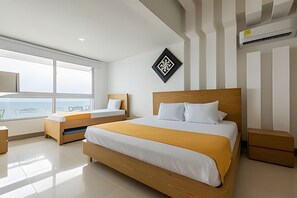4 bedrooms, iron/ironing board, bed sheets - Luxurious 3 Bedroom apt - 3303 Palmetto Beach (Cartagena)