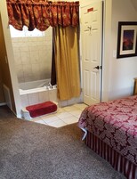 Double Room, 1 Queen Bed, Mountain View | Blackout drapes, iron/ironing board, free WiFi