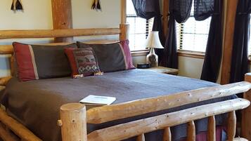 Double Room, 1 King Bed, Balcony | Blackout drapes, iron/ironing board, free WiFi