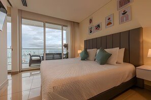 2 bedrooms, iron/ironing board - Luxurious 1 bedroom apt - 15th floor of h2 (Cartagena)
