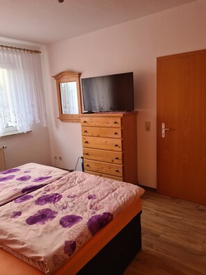 WiFi, bed sheets - Vrbo Property (Naumburg (Saale))