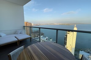Property grounds - Infinitum Spectacular 23rd floor 1 BR Condo (Cartagena)