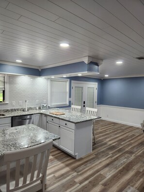 Interior - Renovated Lakefront Home with Covered Porch, Pool & Playground (Hot Springs)