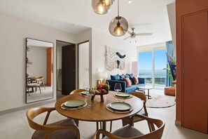 Dining - Ocean View Haven | Walk to Beach | Private Rooftop (Tulum Municipality)