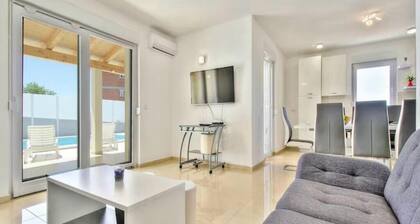 Exclusive Villa Mare with Private Pool