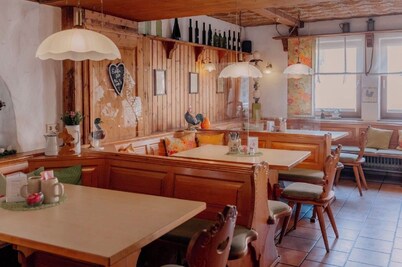 Landhotel Schwarzer Adler