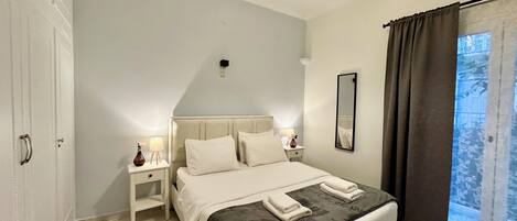 アイロン / アイロン台、WiFi、ベッドシーツ