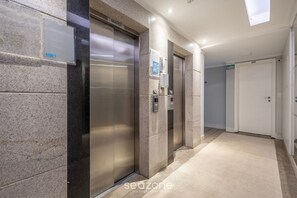 Basic Apartment | Interior - 3-bedroom Apt on the BC Waterfront - Egb0052 (Balneário Camboriú)
