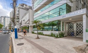 Basic Apartment | Exterior detail - 3-bedroom Apt on the BC Waterfront - Egb0052 (Balneário Camboriú)