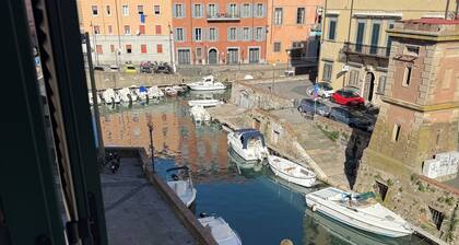 New Family apartment with a view of the canals in the Venice district