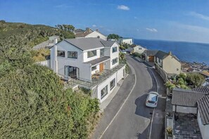 Exterior - Luxury seaside home | 5 mins from beach | hot tub (Downderry)