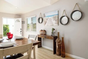 Dining - Walk To Ponto Beach - Surf and Relax (Carlsbad)