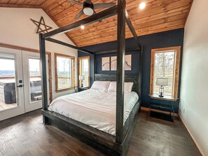 Internet, bed sheets - 10 min from Buffalo River! Mountain View Cabin w/ Hot Tub + SLIDE + Movie Room (Jasper)