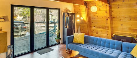 Fernseher, Kamin, Videospiele, Stereoanlage