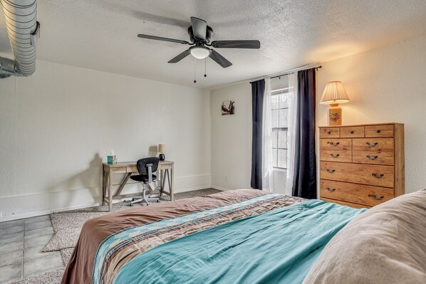 Silitysrauta/-lauta, internet, vuodevaatteet