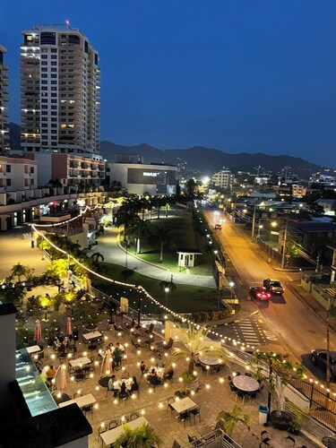 Exquisite One-bedroom city view Condo in Port of Spain • Modern • Vibrant •