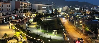 Exquisite One-bedroom city view Condo in Port of Spain • Modern • Vibrant •