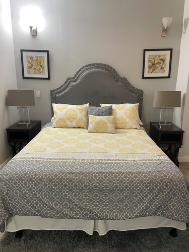 Exquisite One-bedroom city view Condo in Port of Spain • Modern • Vibrant •