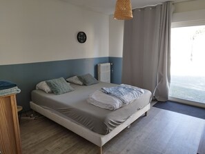 6 間睡房、熨斗/熨衫板、可攜式嬰兒床、Wi-Fi