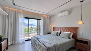 4 bedrooms, iron/ironing board, WiFi, bed sheets - Excellent house with the comfort of a gated community in Recreio. (Rio de Janeiro)