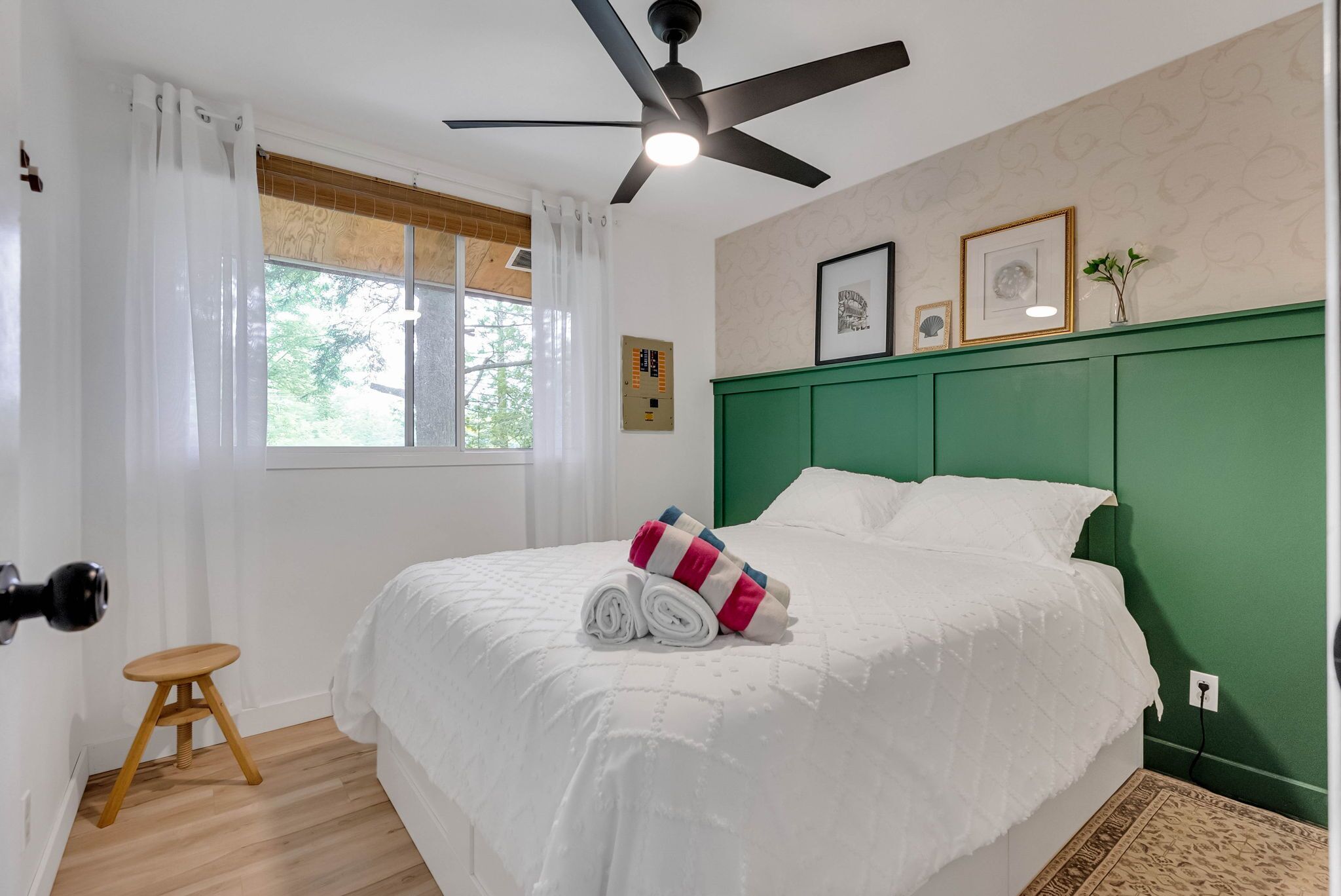 3 bedrooms, free WiFi, bed sheets