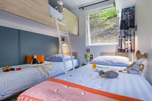 2 bedrooms, Internet, bed sheets - Cottage 5p 2Bdrms ****16110 (Grupont)